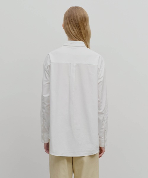 MARITHE + FRANCOIS GIRBAUD(マリテフランソワジルボー)の「OVERSIZED OXFORD SHIRT(シャツ/ブラウス・レディース・White/スカイブルー・X-LARGE/LARGE/MEDIUM/SMALL)」の13枚目の写真