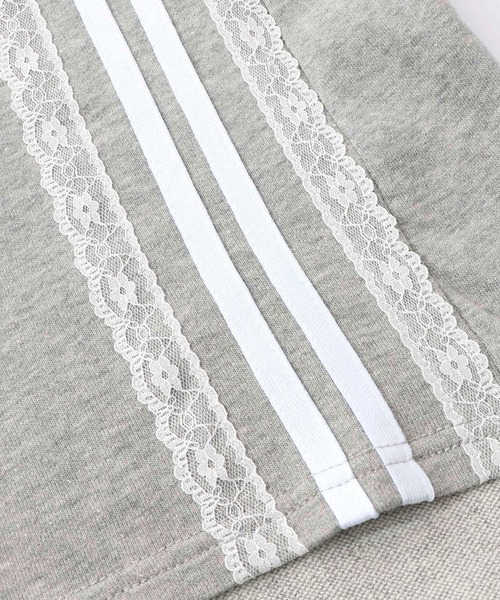 ScoLar（スカラー）の「153783：レースライン×ロック柄ミニ裏毛ワンピース（ワンピース・レディース・グリーン/ブラック/杢グレー・M）」の18枚目の写真