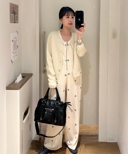 JEANASIS（ジーナシス）の「フロントZIPイージーサロペ/634614（サロペット/オーバーオール・レディース・ブラック/ブラック系その他/ホワイト系その他・FREE）」の4枚目の写真