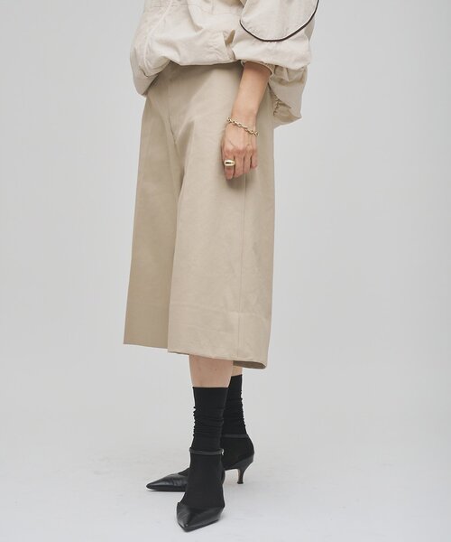 Whim Gazette(ウィムガゼット)の「ツイルバミューダパンツ(その他パンツ・レディース・ベージュ・36/38)」の7枚目の写真