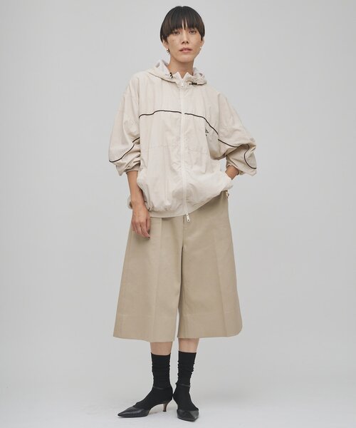 Whim Gazette(ウィムガゼット)の「ツイルバミューダパンツ(その他パンツ・レディース・ベージュ・36/38)」の8枚目の写真