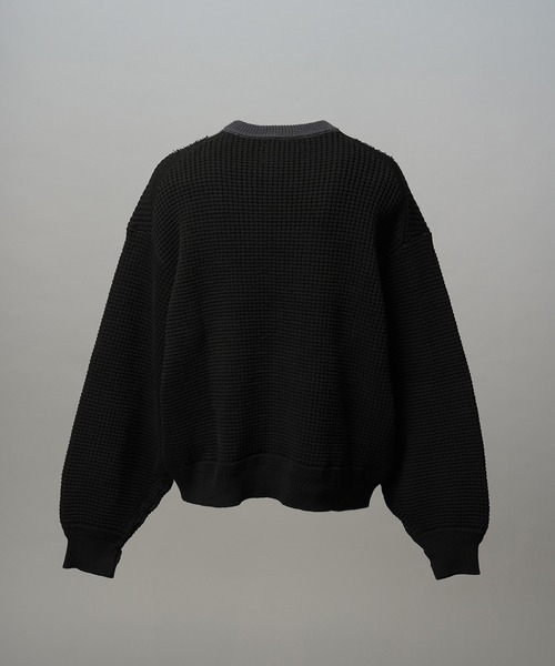 MAISON SPECIAL(メゾンスペシャル)の「《UNISEX》Prime-Over V-neck Panel Switching Knit Pullover/プライムオーバーV切替ニットプルオーバー【MAISON SPECIAL/メゾンスペシャル】(ニット/セーター・メンズ・アイボリー/ブラック・0/1/2)」の8枚目の写真