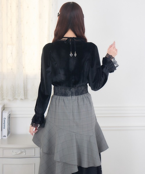 couture BY ROJITA(クチュールバイロジータ)の「ローズリボンベロアトップス(Tシャツ/カットソー・レディース・ブラック/ホワイト・FREE)」の16枚目の写真