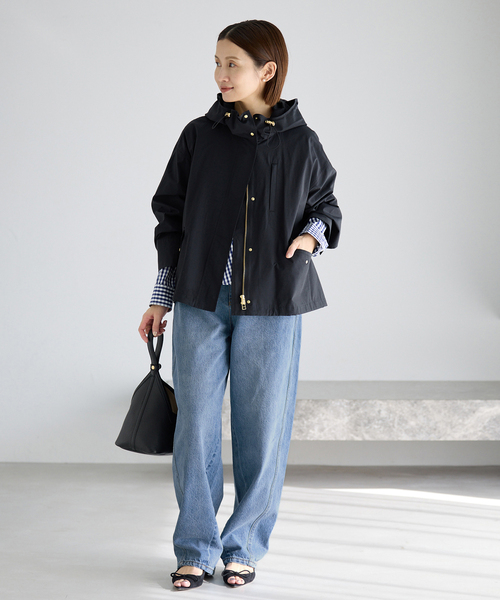 IENA（イエナ）の「《WEB限定/追加2》カーブシルエットデニム（デニムパンツ・レディース・ブルー系その他・36/38）」の5枚目の写真