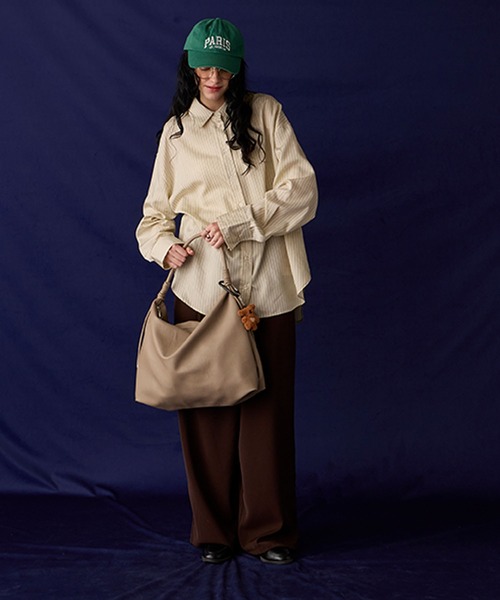 BONLECILL Marche(ボンルシールマルシェ)の「【BONLECILL Marche】《A4収納》ノットハンドルホーボーバッグ(ショルダーバッグ・レディース・ブラウン/ベージュ/ブラック・FREE)」の7枚目の写真