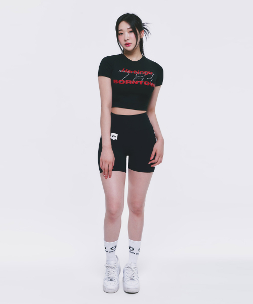 BORN TO WIN（ボーントゥウィン）の「B x H CROP T-SHIRTS [BLACK]（Tシャツ/カットソー・レディース・その他・1/2）」の2枚目の写真