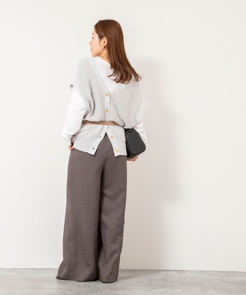 NOLLEY’S（ノーリーズ）の「【WEB限定】《手洗い可能》ペーパーヤーン2WAYベスト（ベスト・レディース・グレー系その他/ブラック/オフホワイト・FREE）」の13枚目の写真