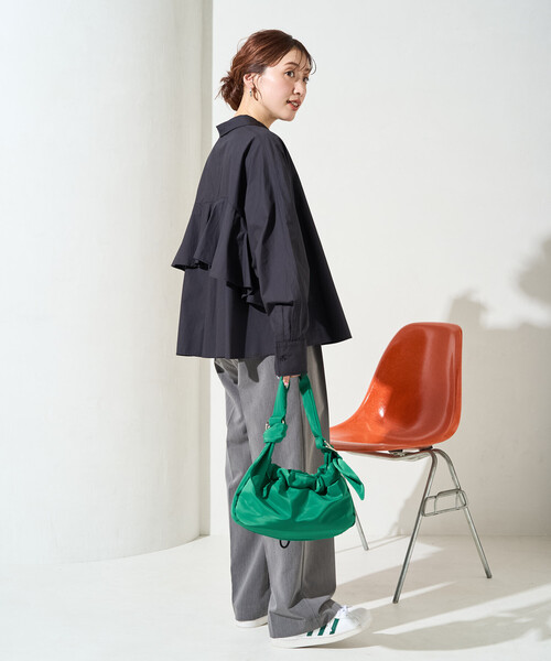 FREAK'S STORE(フリークスストア)の「限定展開 バック フリル ショート ロングスリーブ シャツ(シャツ/ブラウス・レディース・ブルー/オフホワイト/ブラック/ベージュ/イエロー・フリ-)」の13枚目の写真
