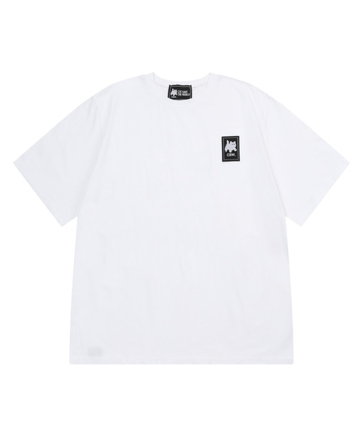 CATSAVETHEWORLD（キャットセーブザワールド）の「◇CATSAVETHEWORLD◇ブランド直輸入正規品/クロップド丈/レギュラー丈/着丈が選べる/ベーシックロゴハーフティー SIGNATURE PATCH HALF T（Tシャツ/カットソー・レディース・ブラック/ホワイト・L/M）」の2枚目の写真