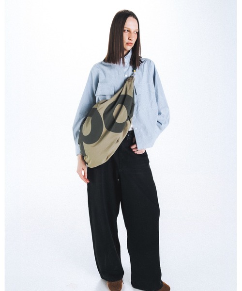 Topologie(トポロジー)の「Robo(ロボ)(ショルダーバッグ・レディース・ピンク/モスグリーン・ONE SIZE)」の11枚目の写真