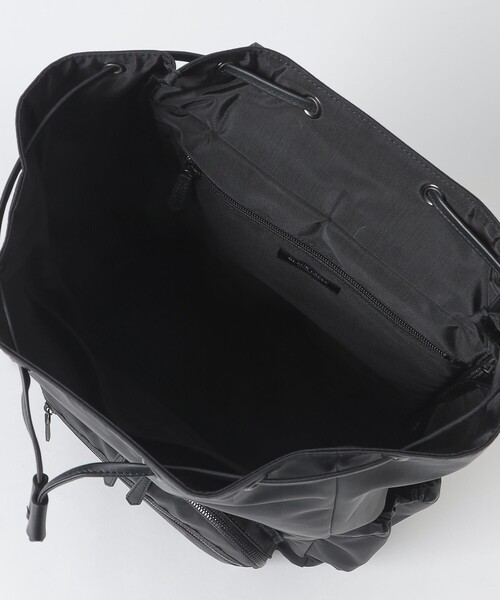BLACK LABEL CRESTBRIDGE（ブラックレーベル・クレストブリッジ）の「BLACK of  BLACKs フラップバックパック（バックパック/リュック・メンズ・ブラック・FREE）」の5枚目の写真