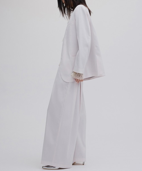 Ameri(アメリ)の「DRY TWILL ASYMMETRY TUCK PANTS(スラックス・レディース・ベージュ/スミクロ/ベビーピンク・MEDIUM/SMALL/X-SMALL)」の16枚目の写真