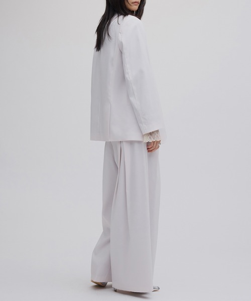 Ameri(アメリ)の「DRY TWILL ASYMMETRY TUCK PANTS(スラックス・レディース・ベージュ/スミクロ/ベビーピンク・MEDIUM/SMALL/X-SMALL)」の17枚目の写真