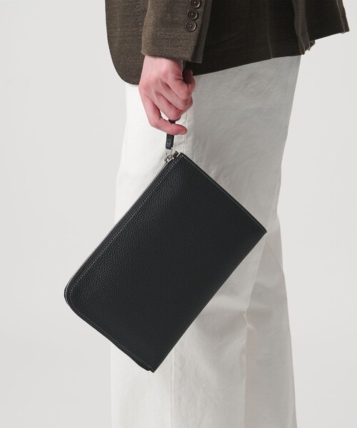 UNITED ARROWS(ユナイテッドアローズ)の「レザー クラッチバッグ(クラッチバッグ・メンズ・ブラック/ネイビー/ダークブラウン・FREE)」の19枚目の写真
