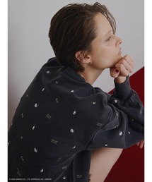 Ameri（アメリ）の「HELLO KITTY×Ameri EMBROIDERY SWEAT TOP（スウェット）」