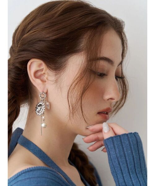 EVRIS（エヴリス）の「ORIGINAL SUNNY PEARL ピアス（ピアス（両耳用）・レディース・シルバー/ゴールド・FREE）」の4枚目の写真