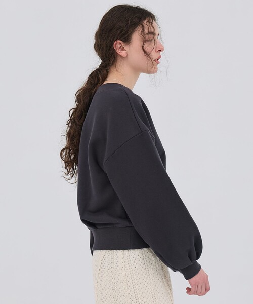 PUBLIC TOKYO（パブリックトウキョウ）の「【2026春新作】タックスリーブスウェットTOP（スウェット・レディース・ダークグレー/ライトグレー・FREE）」の11枚目の写真