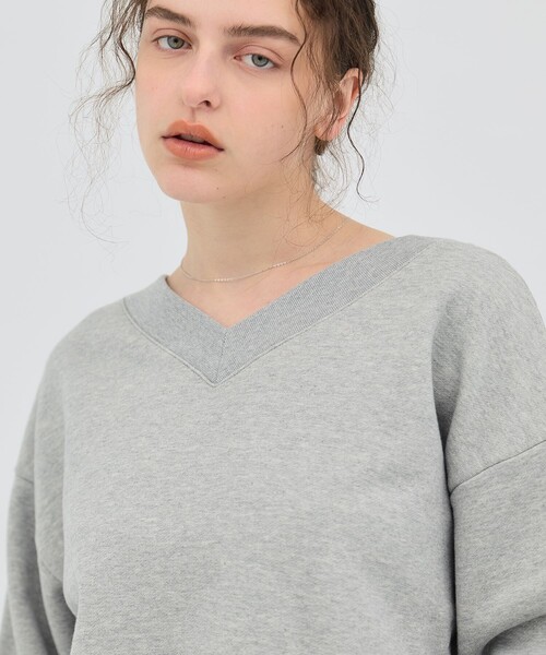 PUBLIC TOKYO（パブリックトウキョウ）の「【2026春新作】タックスリーブスウェットTOP（スウェット・レディース・ダークグレー/ライトグレー・FREE）」の10枚目の写真