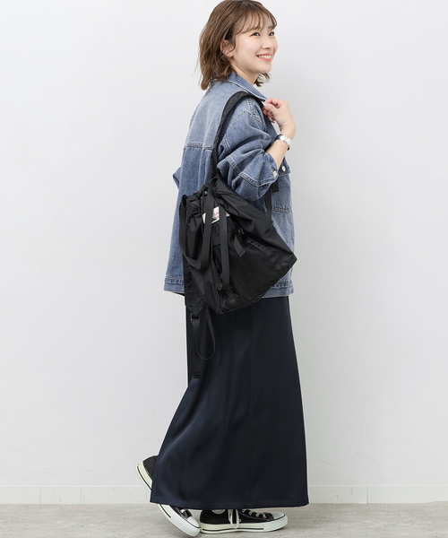 JOURNAL STANDARD relume(ジャーナルスタンダード レリューム)の「サテンノースリーブワンピース(ワンピース・レディース・ネイビー/ベージュ・FREE)」の11枚目の写真