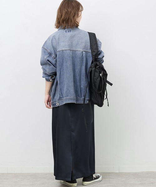 JOURNAL STANDARD relume(ジャーナルスタンダード レリューム)の「サテンノースリーブワンピース(ワンピース・レディース・ネイビー/ベージュ・FREE)」の12枚目の写真