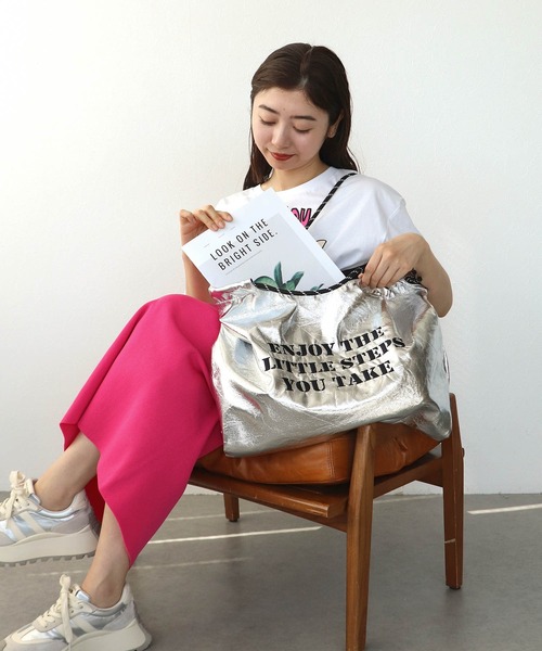 Cepica(セピカ)の「ロゴ刺繍マーケットバッグ(トートバッグ・レディース・シルバー・FREE)」の7枚目の写真