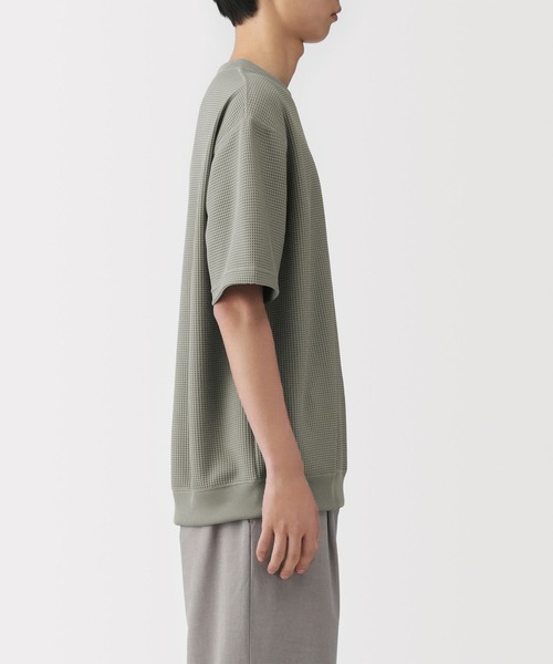 無印良品（ムジルシリョウヒン）の「紳士 ＵＶカット乾きやすいワッフルクルーネック半袖Ｔシャツ（Tシャツ/カットソー・メンズ・ダークネイビー/ブラウン系/ライトブルー/ブラック/グレー/オフホワイト・XL/L/M/S）」の15枚目の写真