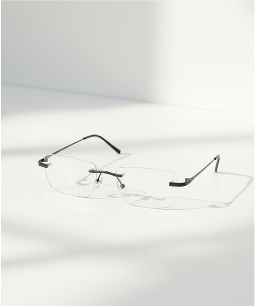 Burner(バーナー)の「【BLUR GLASS(ブラー・グラス)】調光レンズ スクエア 伊達メガネ blu-gls-15-11(メガネ・メンズ・ゴールド系その他/シルバー系その他/ピンクゴールド/ブラック/シルバー系その他2/ブラック系その他/シルバー・B/A)」の10枚目の写真