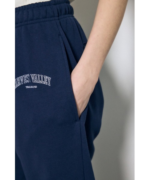 AZUL by moussy(アズールバイマウジー)の「ロゴスウェットパンツ(スウェットパンツ・レディース・ネイビー/ライトブラック/グレー×ホワイト・MEDIUM/SMALL)」の18枚目の写真