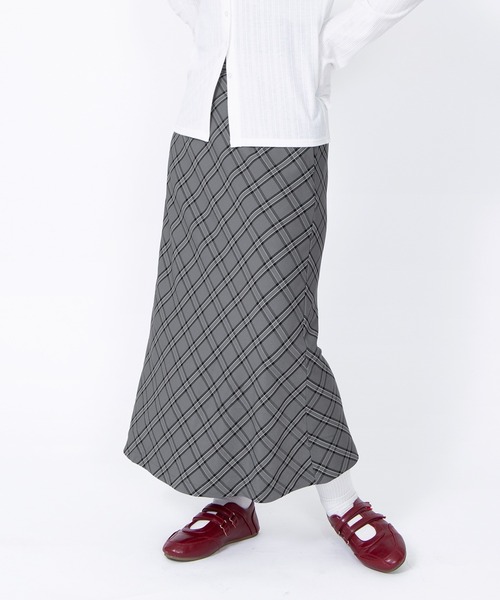 PUNYUS（プニュズ）の「チェック柄ロングスカート（スカート・レディース・グレー/ベージュ・1/2/3/4/5）」の9枚目の写真