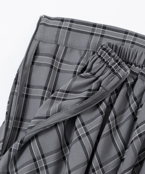 PUNYUS（プニュズ）の「チェック柄ロングスカート（スカート・レディース・グレー/ベージュ・1/2/3/4/5）」の5枚目の写真