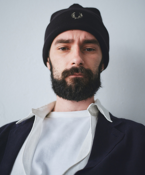 FRED PERRY(フレッドペリー)の「FRED PERRY / フレッドペリー 別注 ビーニー(ニットキャップ/ビーニー・メンズ・イエロー/ブラック・FREE)」の2枚目の写真