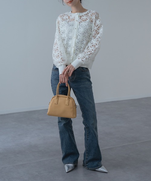 refinedworks（リファインドワークス）の「【refinedworks】冷房対策 / UV対策にも◎ 花柄  × レース 風の 上品 カーディガン（カーディガン/ボレロ・レディース・アイボリー/ブラック・FREE）」の12枚目の写真