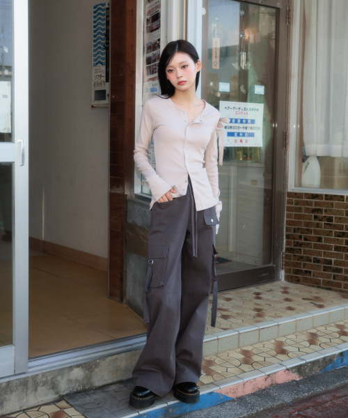 ROSEFRANTZ（ロゼフランツ）の「One Off-Shoulder Strap Long Sleeve [Beige]（Tシャツ/カットソー・レディース・Beige・OS）」の8枚目の写真