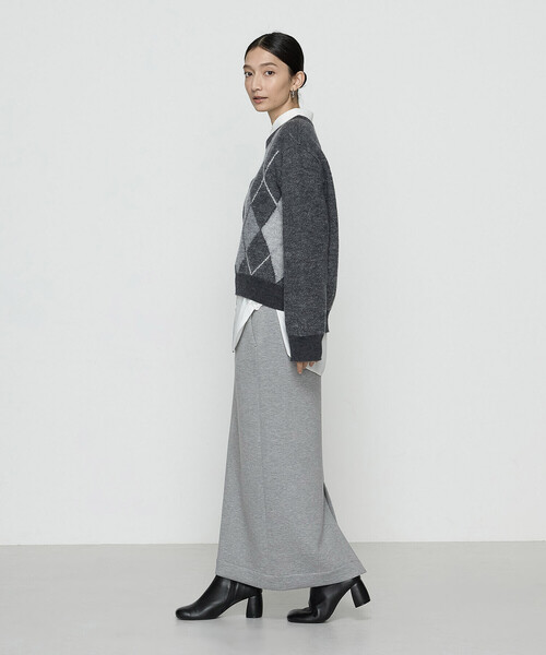 Gabardine K.T(ギャバジンケーティー)の「〔 +サイズ 〕 ジャカード アーガイルニットセーター(ニット/セーター・レディース・キャメル/ネイビー/グレー・13号)」の5枚目の写真