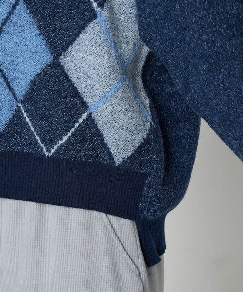 Gabardine K.T(ギャバジンケーティー)の「〔 +サイズ 〕 ジャカード アーガイルニットセーター(ニット/セーター・レディース・キャメル/ネイビー/グレー・13号)」の21枚目の写真