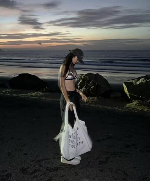 Ressaca（レサーカ）の「レタリングロゴビッグトートバッグ（トートバッグ・レディース・ホワイト/ブラック・FREE）」の12枚目の写真