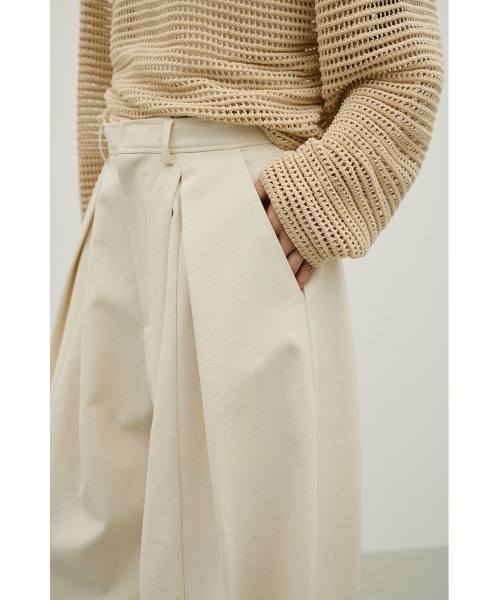 STYLEMIXER(スタイルミキサー)の「タックフォルムパンツ(その他パンツ・レディース・アイボリー/ブラック/ネイビー・SMALL/MEDIUM)」の8枚目の写真