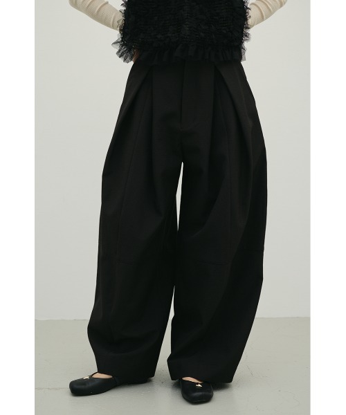 STYLEMIXER(スタイルミキサー)の「タックフォルムパンツ(その他パンツ・レディース・アイボリー/ブラック/ネイビー・SMALL/MEDIUM)」の14枚目の写真