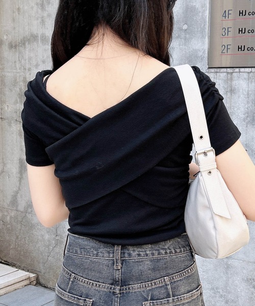 INGNI(イング)の「【WEB限定】クロスオフショルトップス(Tシャツ/カットソー・レディース・オフホワイト/ピンクベージュ/ブラック・M)」の11枚目の写真