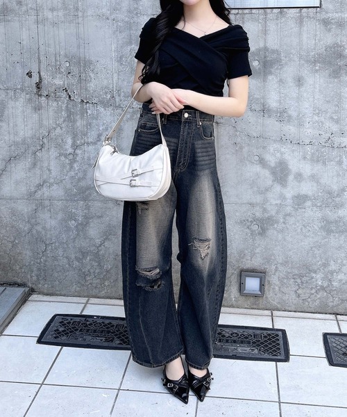 INGNI(イング)の「【WEB限定】クロスオフショルトップス(Tシャツ/カットソー・レディース・オフホワイト/ピンクベージュ/ブラック・M)」の12枚目の写真