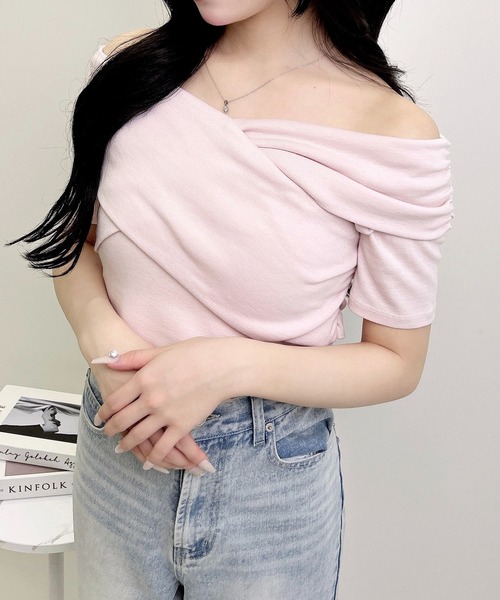 INGNI(イング)の「【WEB限定】クロスオフショルトップス(Tシャツ/カットソー・レディース・オフホワイト/ピンクベージュ/ブラック・M)」の15枚目の写真