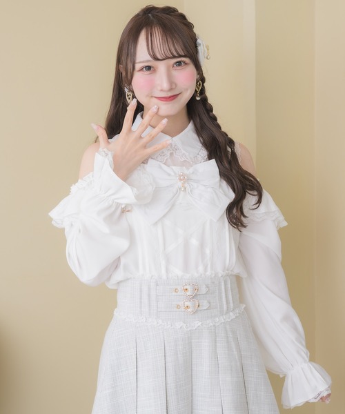 ROJITA（ロジータ）の「【SNSでも大反響】フロントレースアップ肩開きブラウス（シャツ/ブラウス・レディース・ピンク/ブラック/ホワイト・FREE）」の16枚目の写真