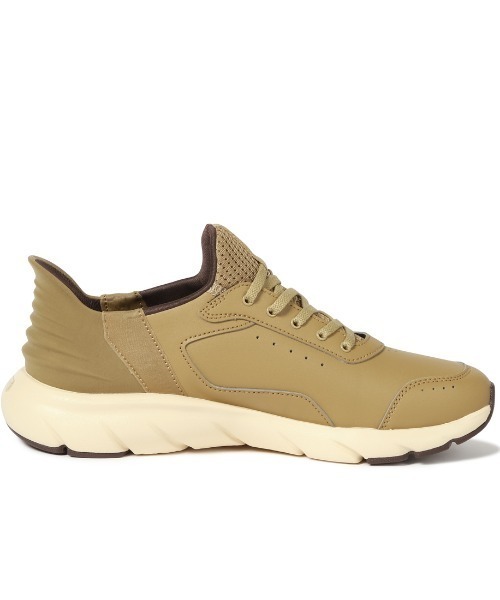 PUMA(プーマ)の「プーマ PUMA SOFTRIDE フレックス LSL EASE IN ワイド(スニーカー・メンズ・キャメル・27.5cm/28.0cm/25.0cm/25.5cm/26.0cm/26.5cm/27.0cm)」の2枚目の写真
