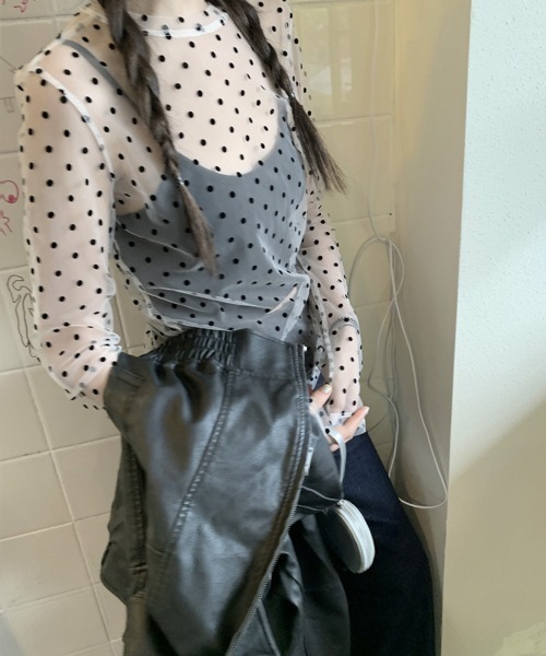 Miniministore（ミニミニストア）の「ドット柄シアートップス チュールインナー（Tシャツ/カットソー・レディース・ブラック/ホワイト/ベージュ・FREE）」の7枚目の写真