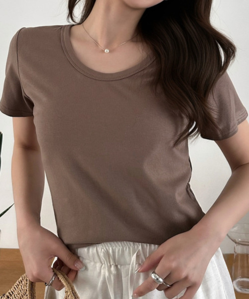 Eclat one(エクラワン)の「【Eclat one】ベーシック ラウンドネック フィット 半袖 カットソー(Tシャツ/カットソー・レディース・ホワイト/グレー/カーキ/ブラック・FREE)」の14枚目の写真