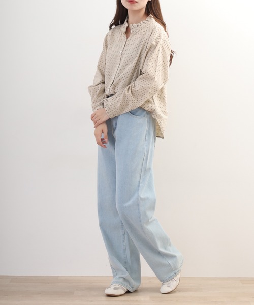 ubasoku(ウバソク)の「ubasoku リネンコットン衿カフスフリル本貝釦ブラウス 長袖(シャツ/ブラウス・レディース・ネイビー/ナチュラル・FREE)」の4枚目の写真