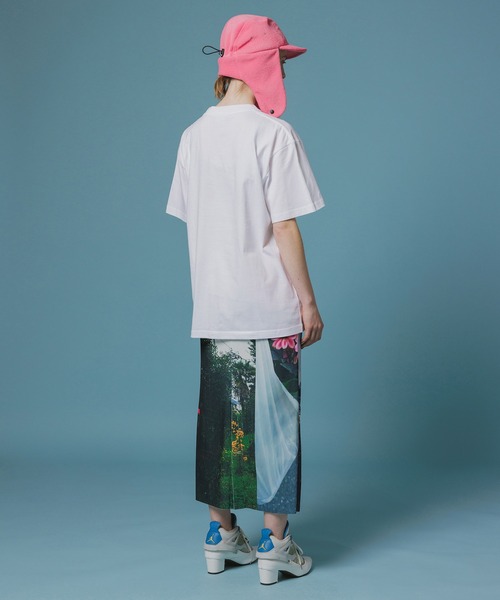 NON TOKYO（ノントーキョー）の「PRINT T-SHIRT(LETTERING)（Tシャツ/カットソー・レディース・ブラック/ホワイト/チャコール・1/2/3）」の6枚目の写真