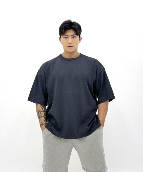 BARBELLWORKS(バーベルワークス)の「ジムウェアストリートスタンダードオーバーボックスフィット(Tシャツ/カットソー・メンズ・ブラック/チャコール/ホワイト/ピンク/カーキ・MEDIUM/SMALL/LARGE/X-LARGE/XX-LARGE)」の9枚目の写真