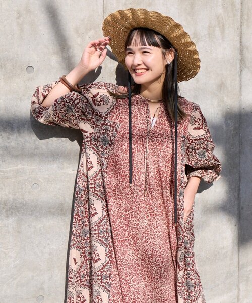 CIAOPANIC TYPY(チャオパニックティピー)の「【Aguni】花柄切替袖ボリュームワンピース(ワンピース・レディース・レッド/ブルー・ONE SIZE)」の1枚目の写真