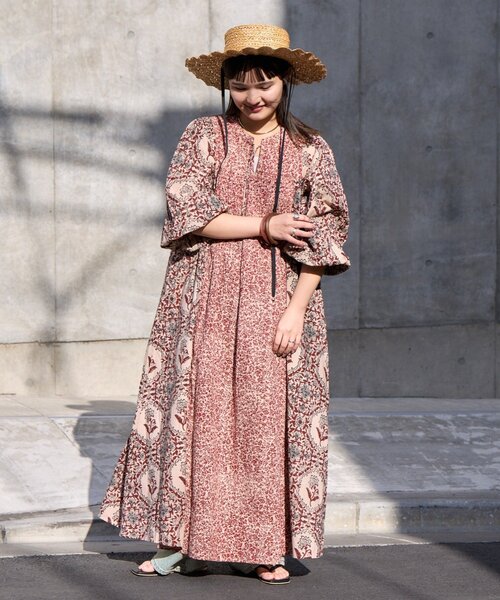 CIAOPANIC TYPY(チャオパニックティピー)の「【Aguni】花柄切替袖ボリュームワンピース(ワンピース・レディース・レッド/ブルー・ONE SIZE)」の8枚目の写真